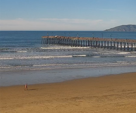 Pismo Beach, CA Pier and Surf Cam